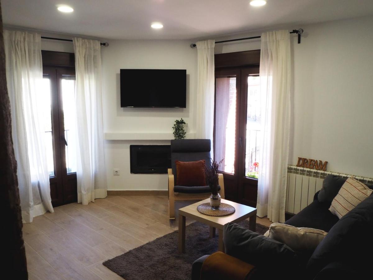 La Casa De Los Abuelos Valentin Pinilla del Valle Εξωτερικό φωτογραφία